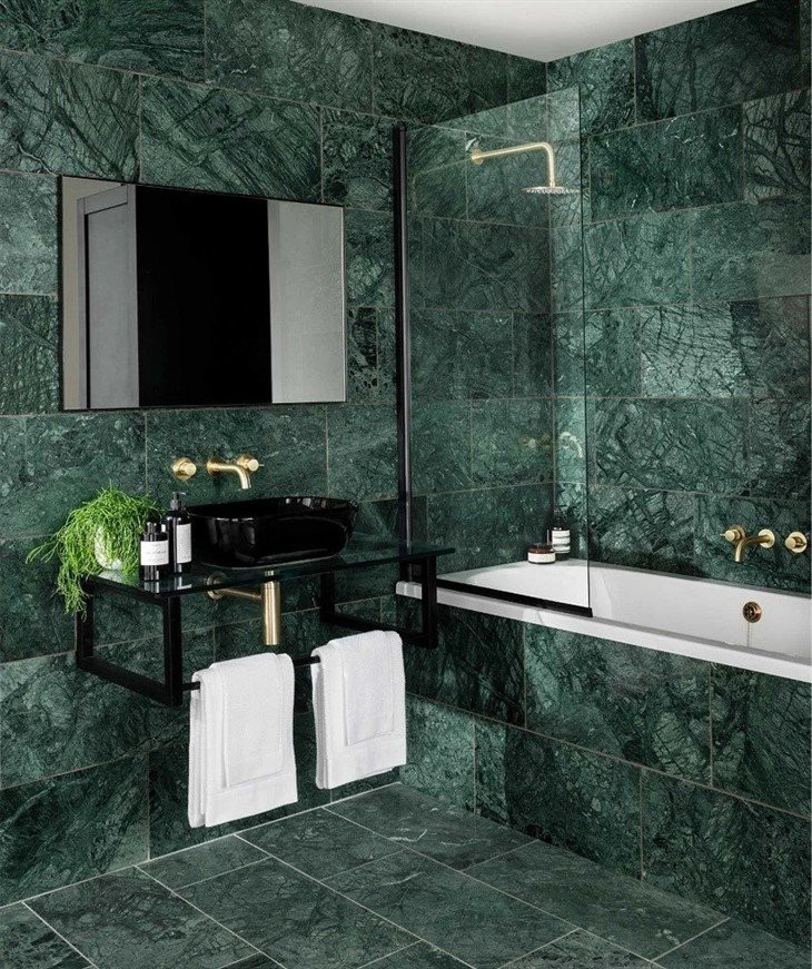 Emerald-Green-Marble-for-Tile-Slab-Countertop-Bathroom.webp (3)